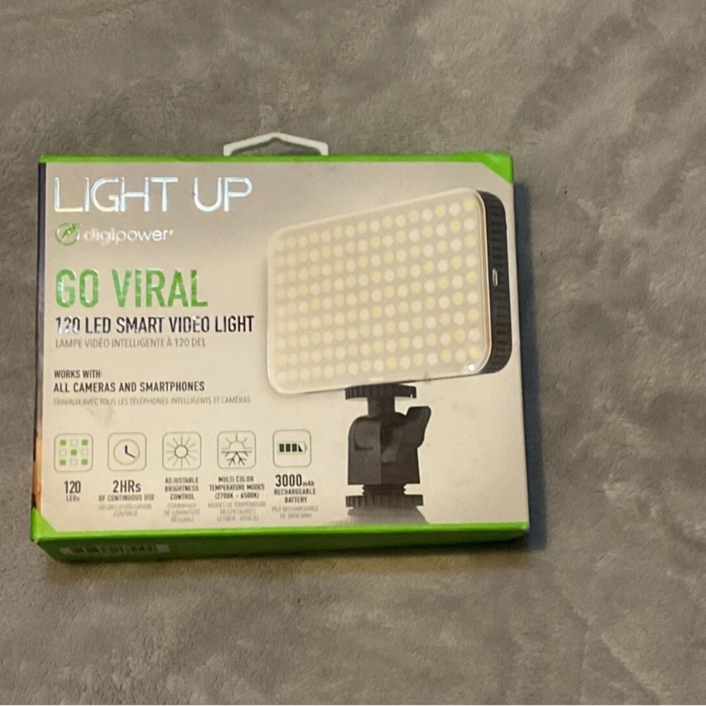 Go Viral 120 LED Smart Video Light